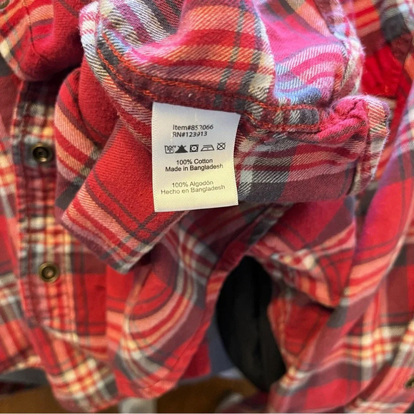 Jachs Girlfriend red plaid long sleeve snap button down shirt size medium - Picture 11 of 11